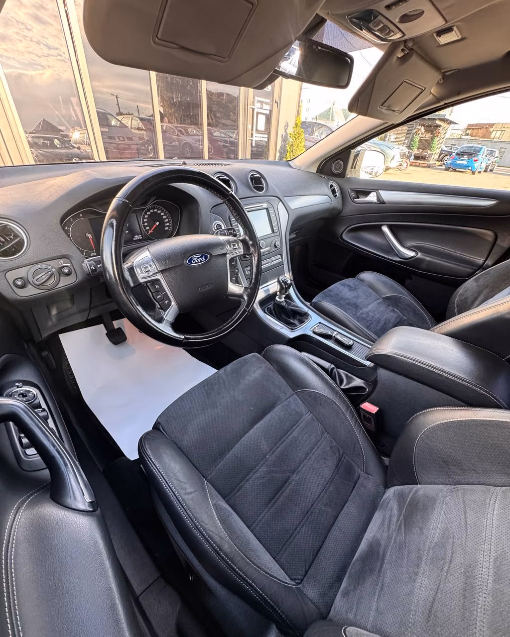Ford Mondeo фото 10
