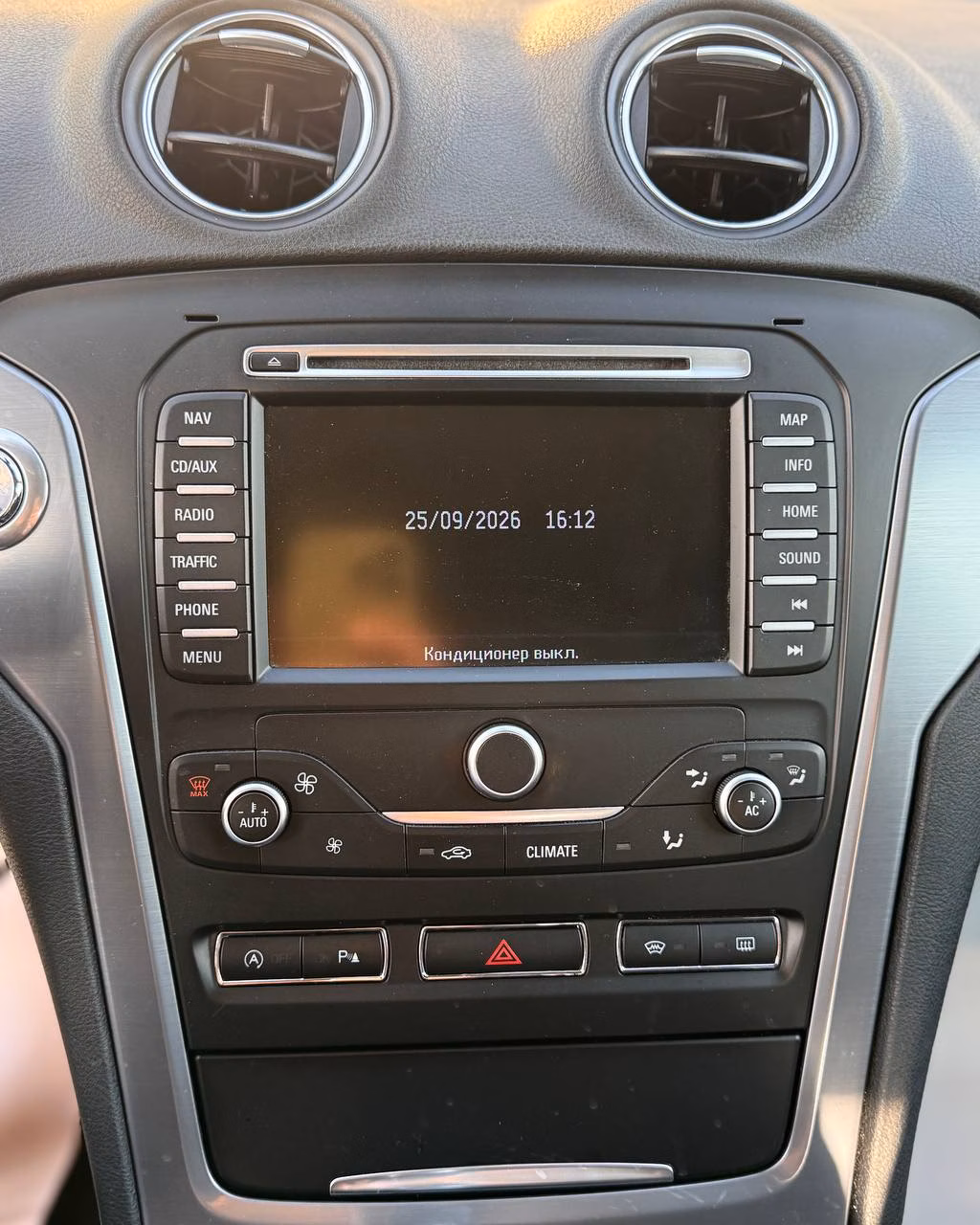Ford Mondeo фото 16