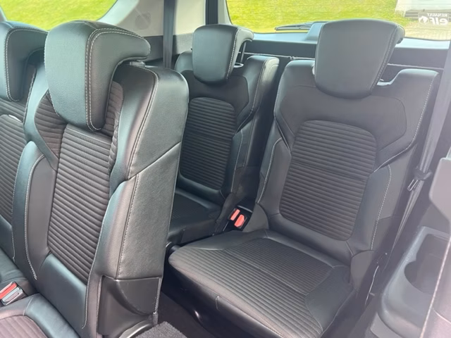 Renault Grand Scenic фото 12