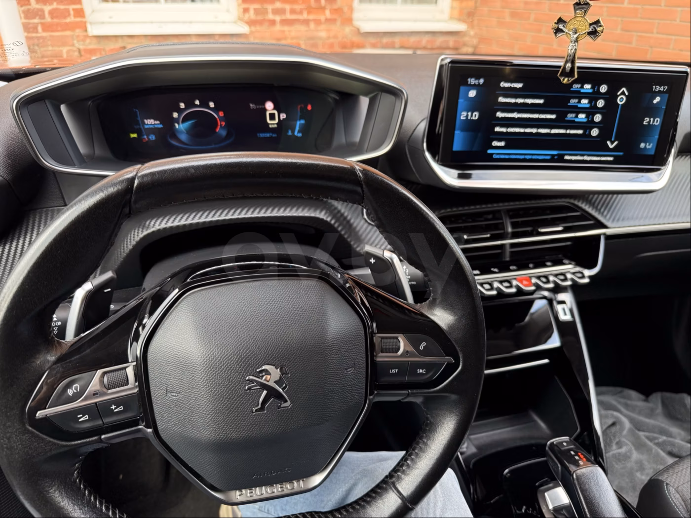 Peugeot 2008 фото 10