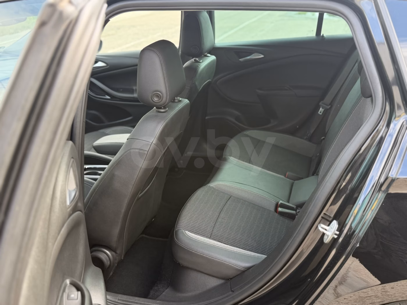 Opel Astra фото 9