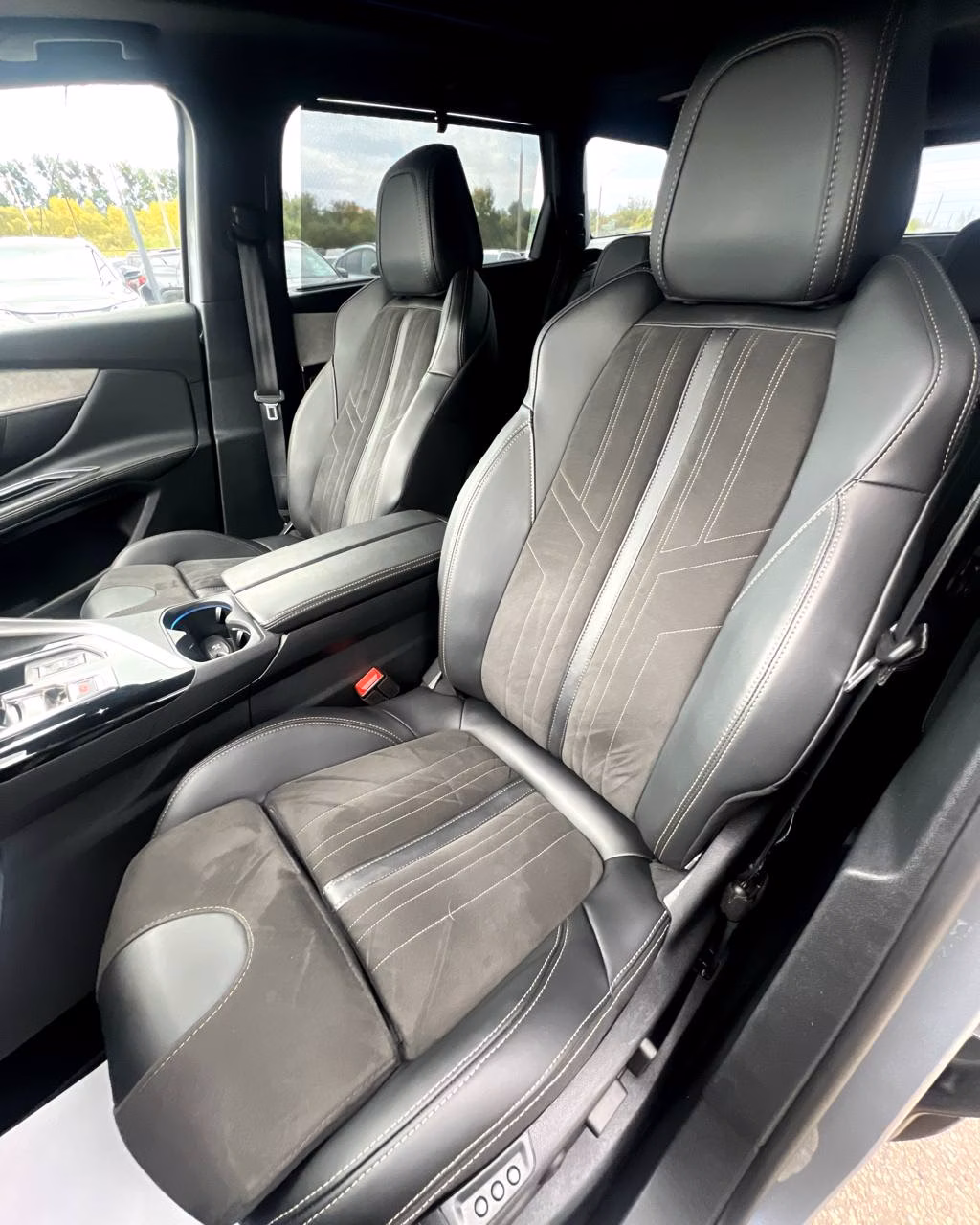 Peugeot 5008 фото 14