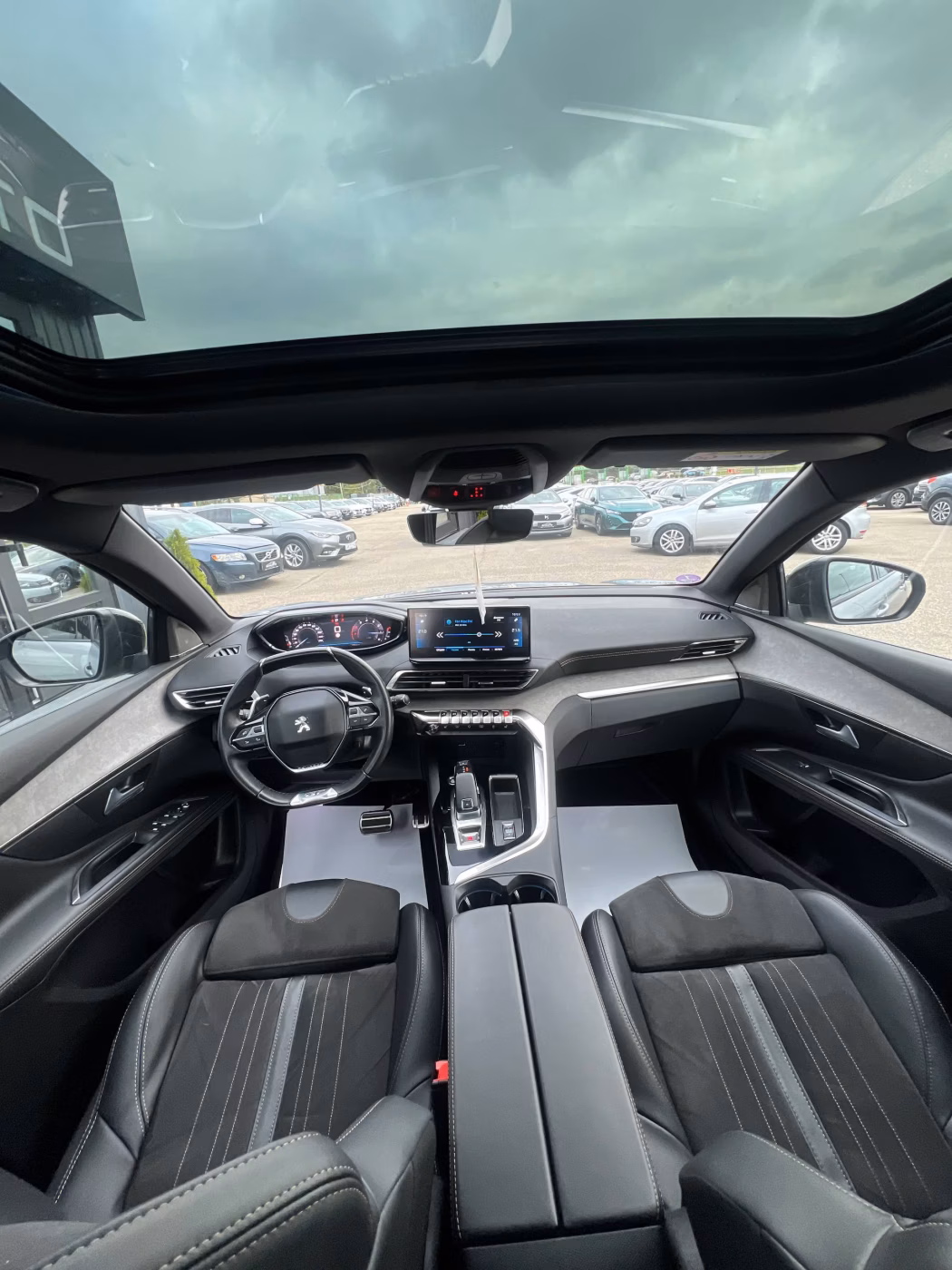 Peugeot 5008 фото 19