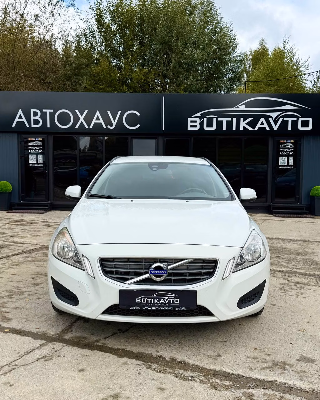 Volvo V60 фото 2