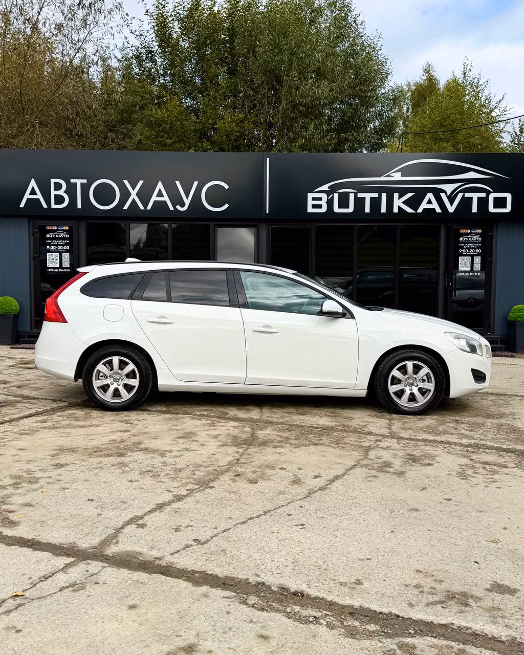 Volvo V60 фото 8