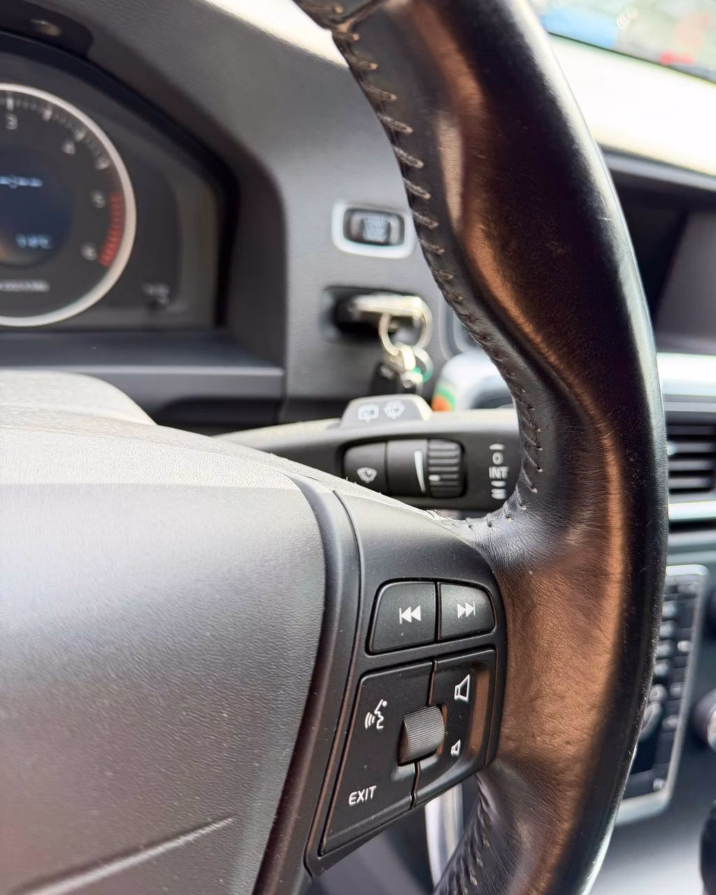 Volvo V60 фото 18