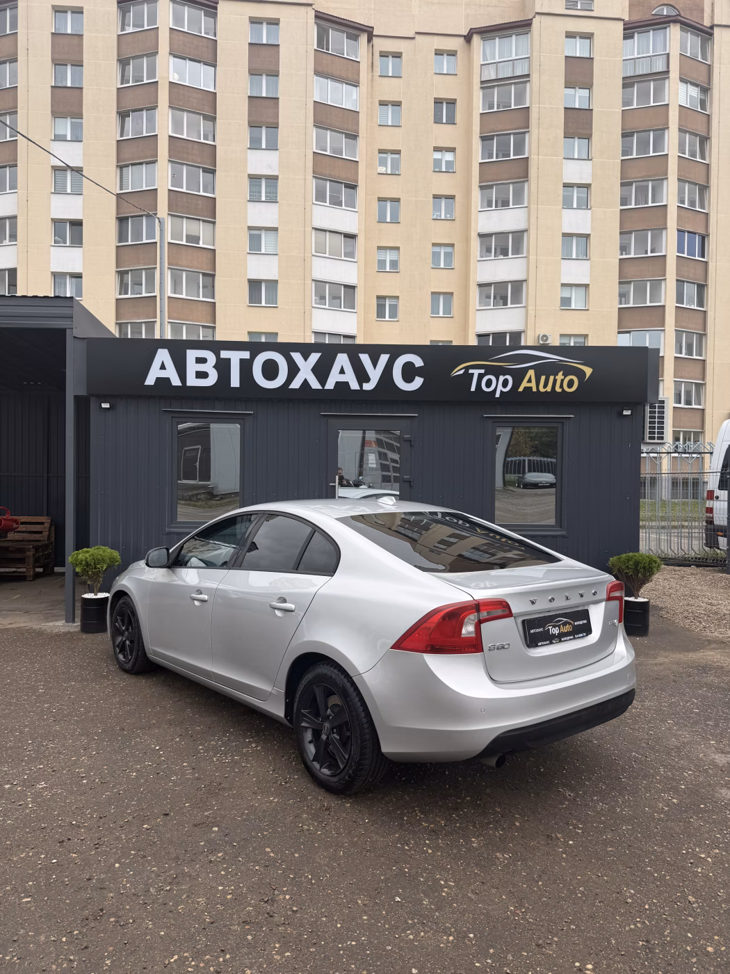 Volvo S60 фото 6