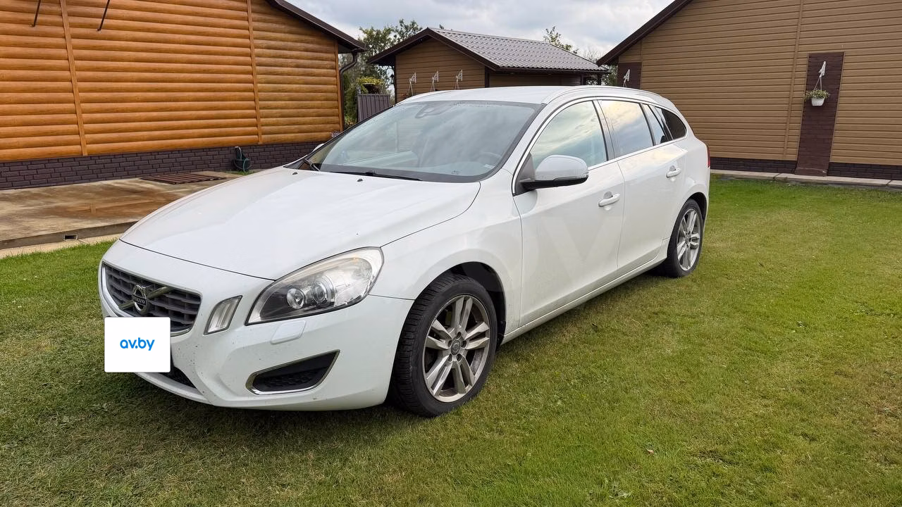 Volvo V60 фото 4