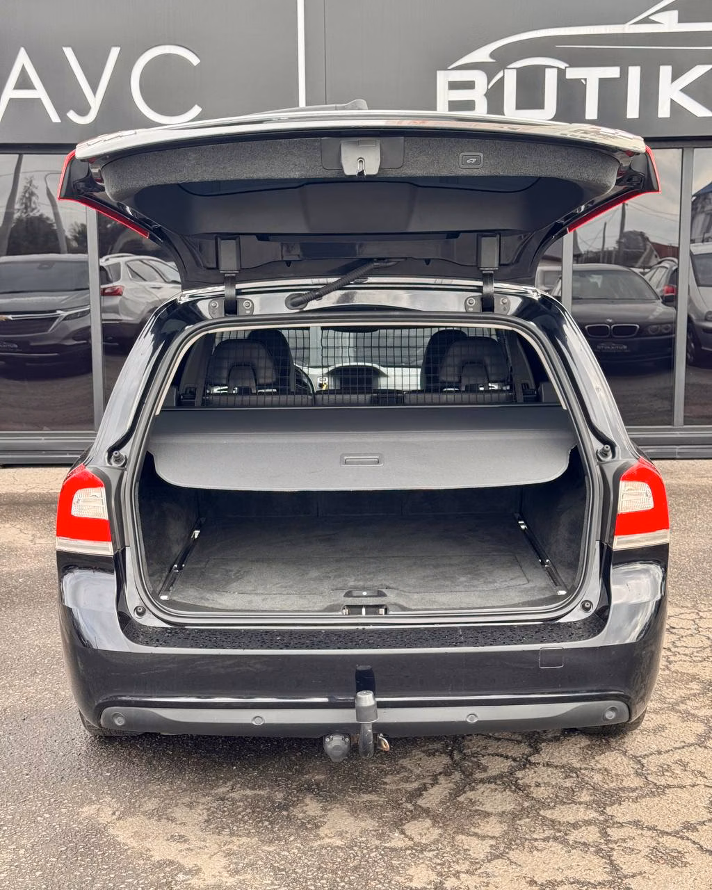 Volvo V70 фото 12