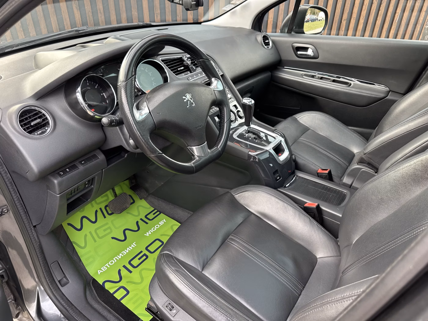 Peugeot 5008 фото 7