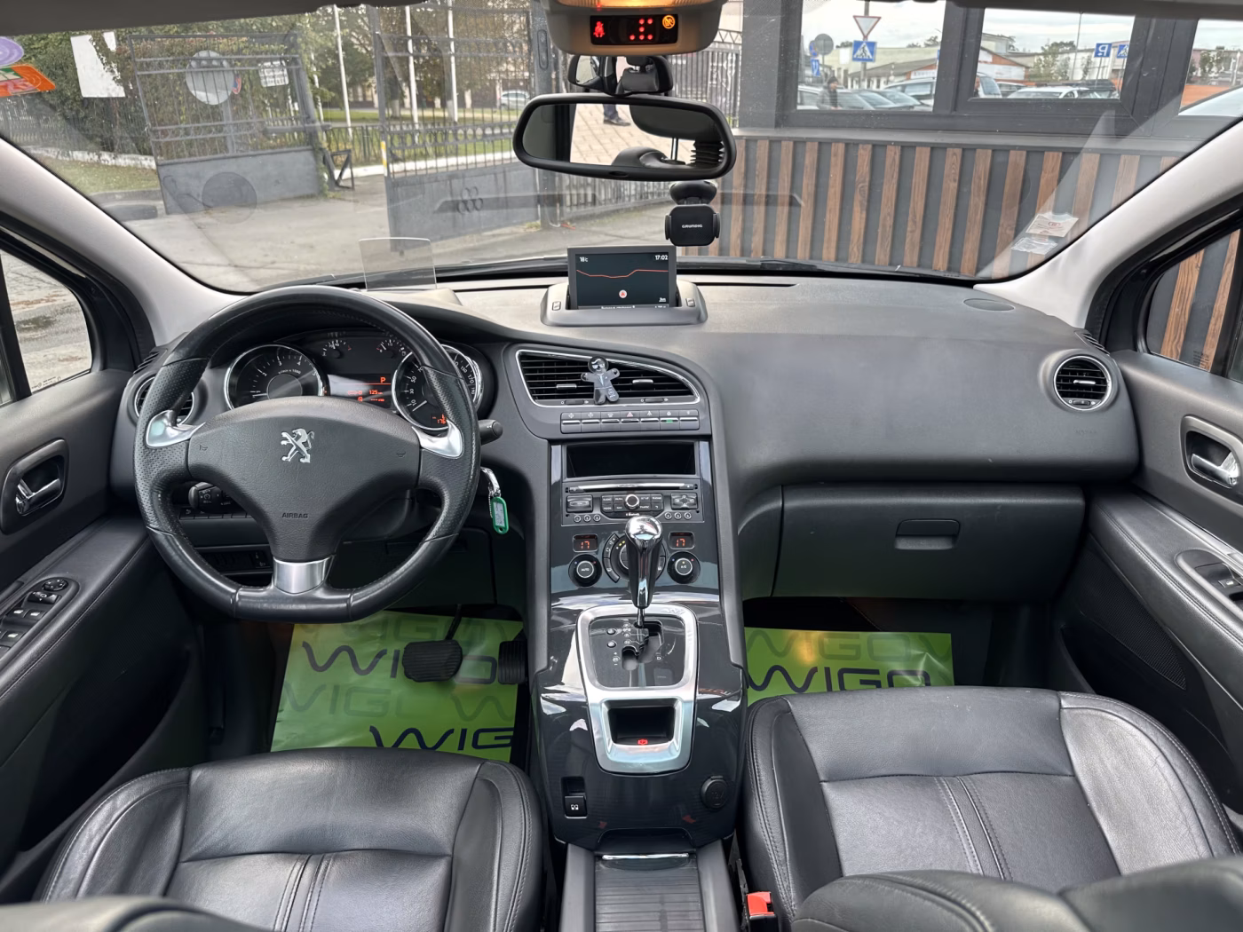 Peugeot 5008 фото 8
