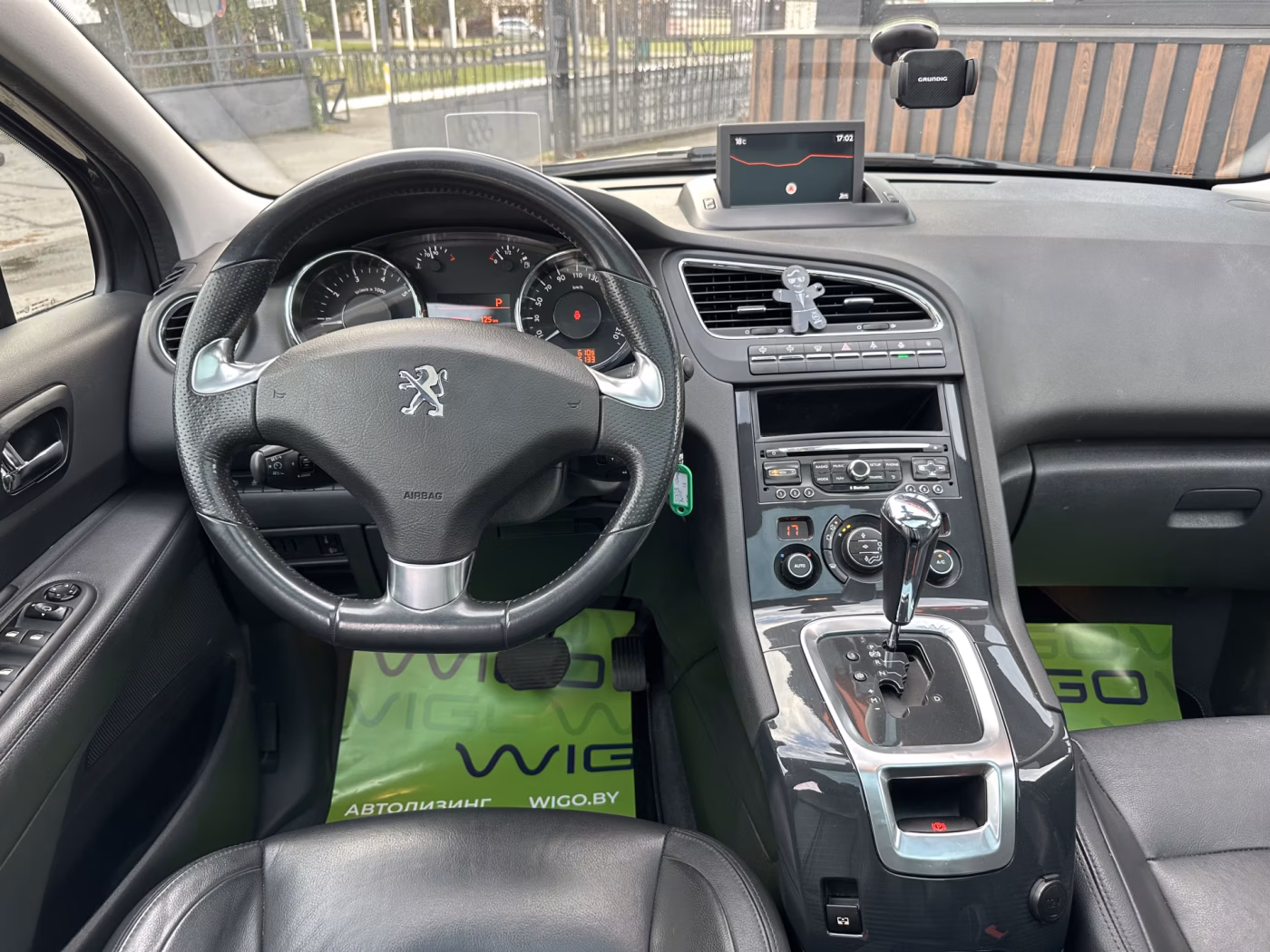 Peugeot 5008 фото 9