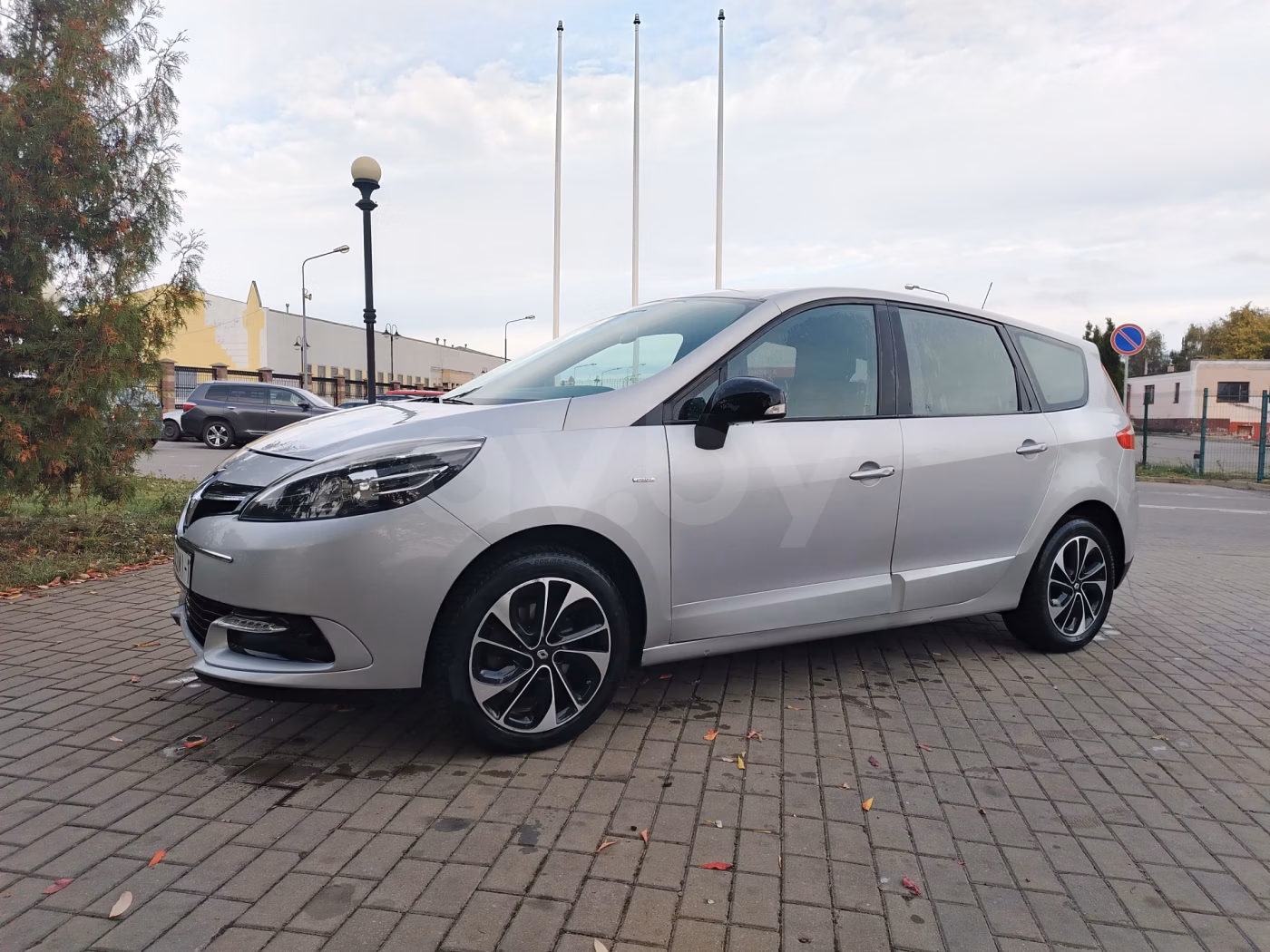 Renault Grand Scenic фото 2