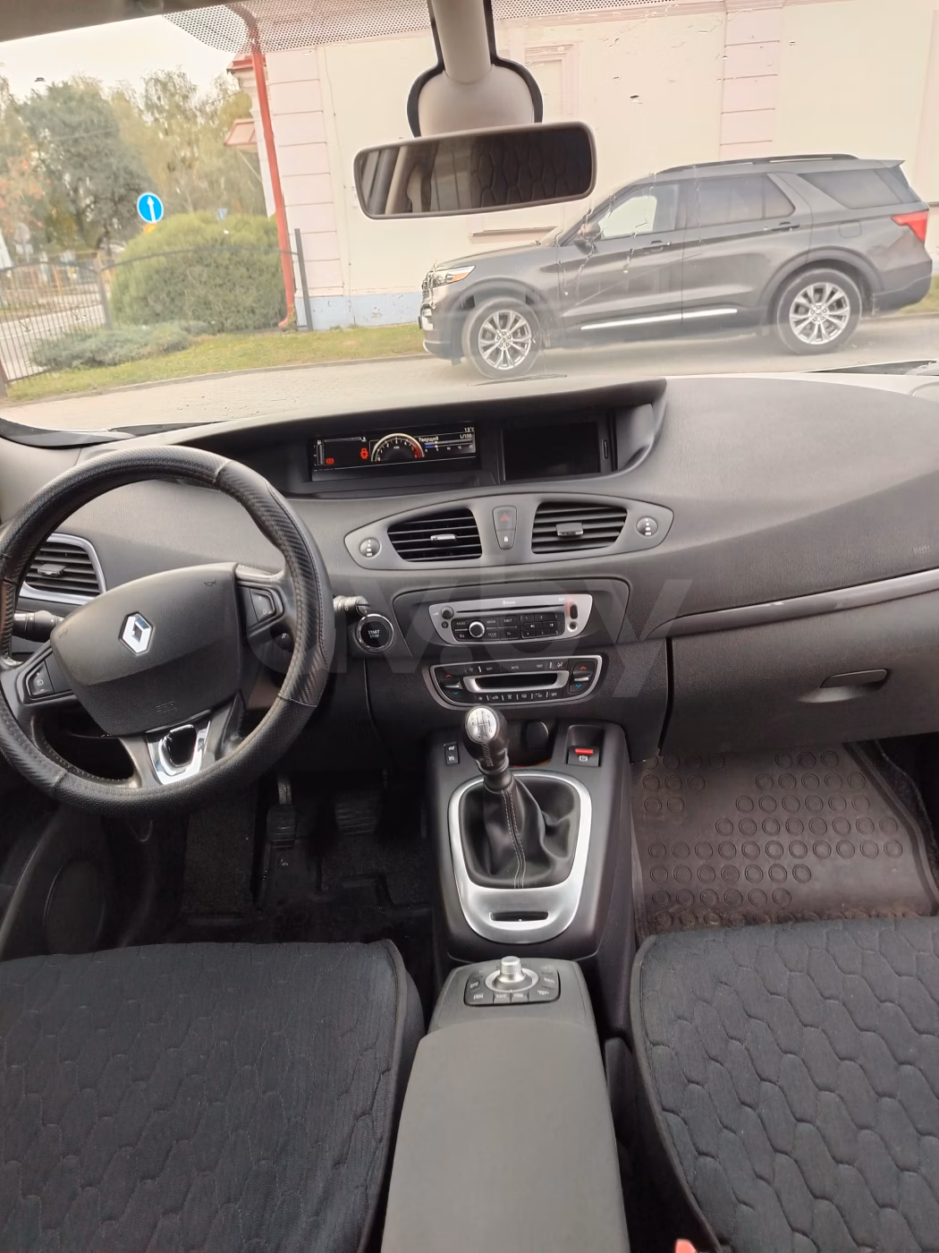 Renault Grand Scenic фото 14