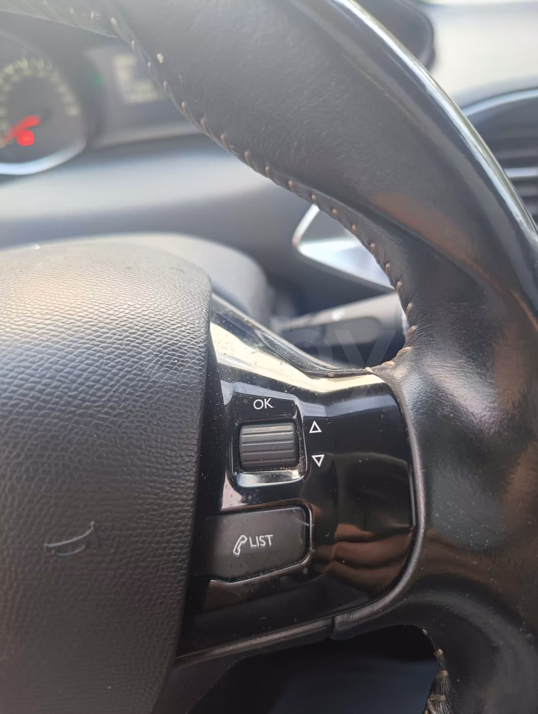 Peugeot 308 фото 4