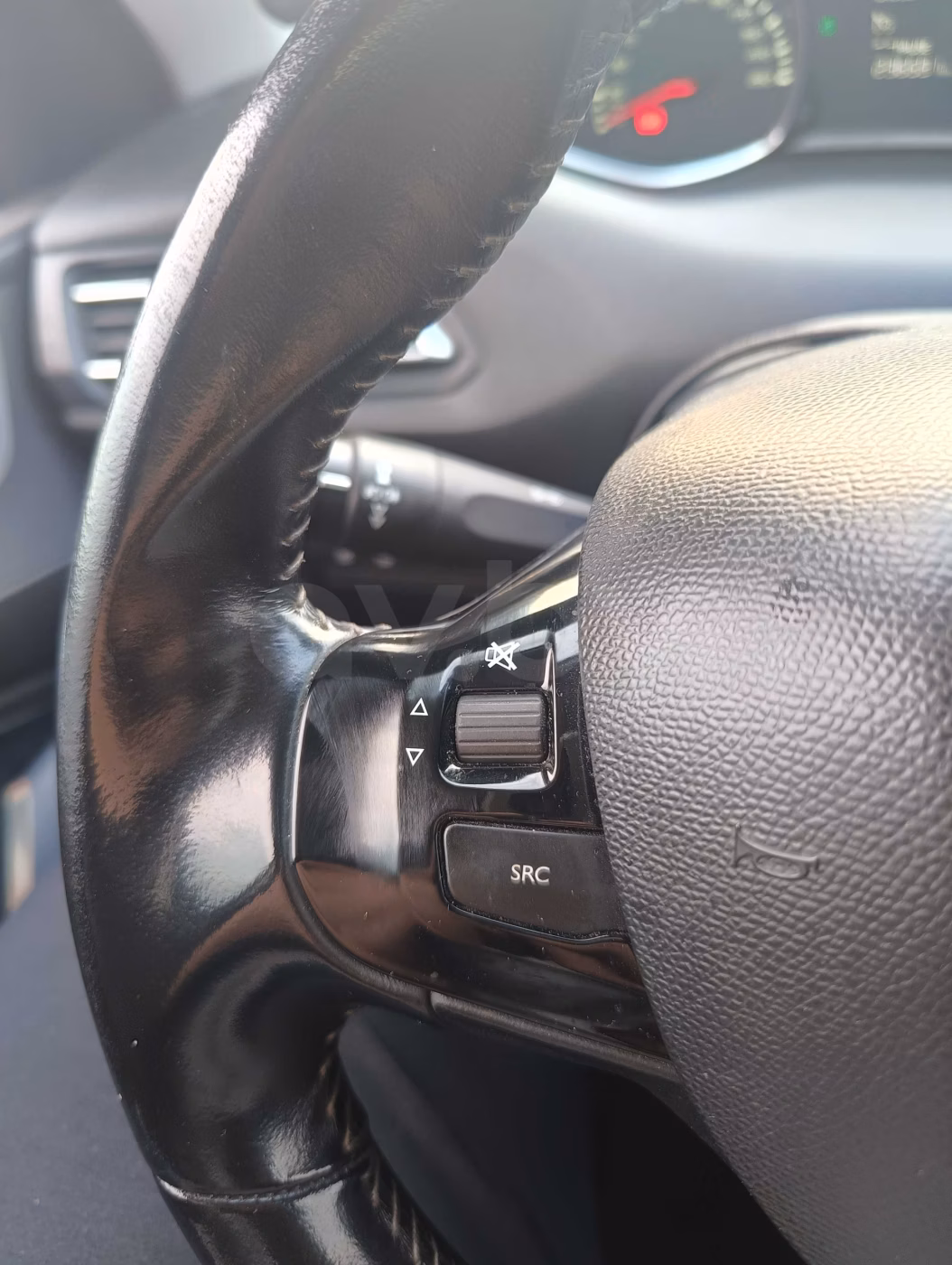 Peugeot 308 фото 5
