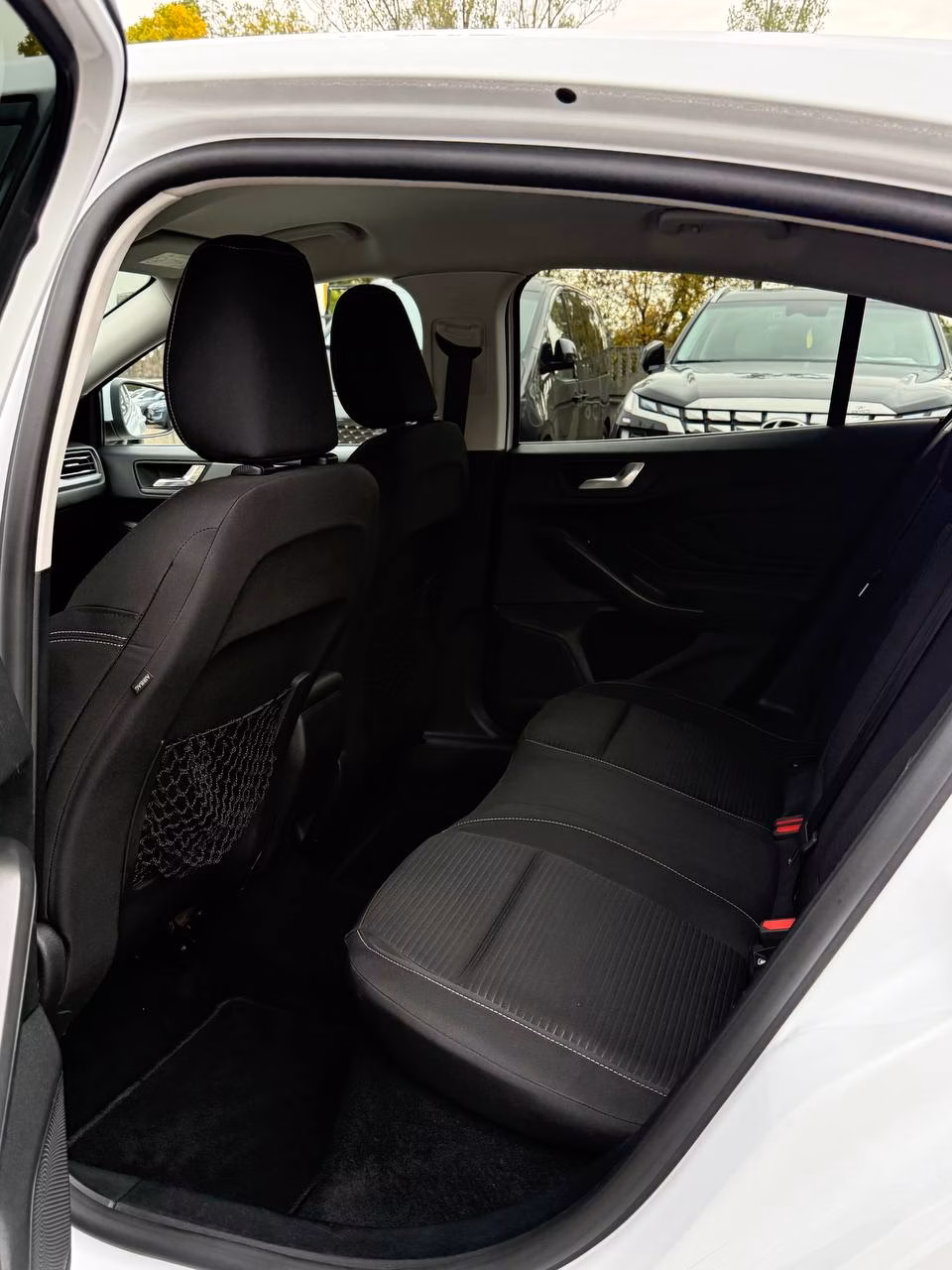 Ford Focus фото 10