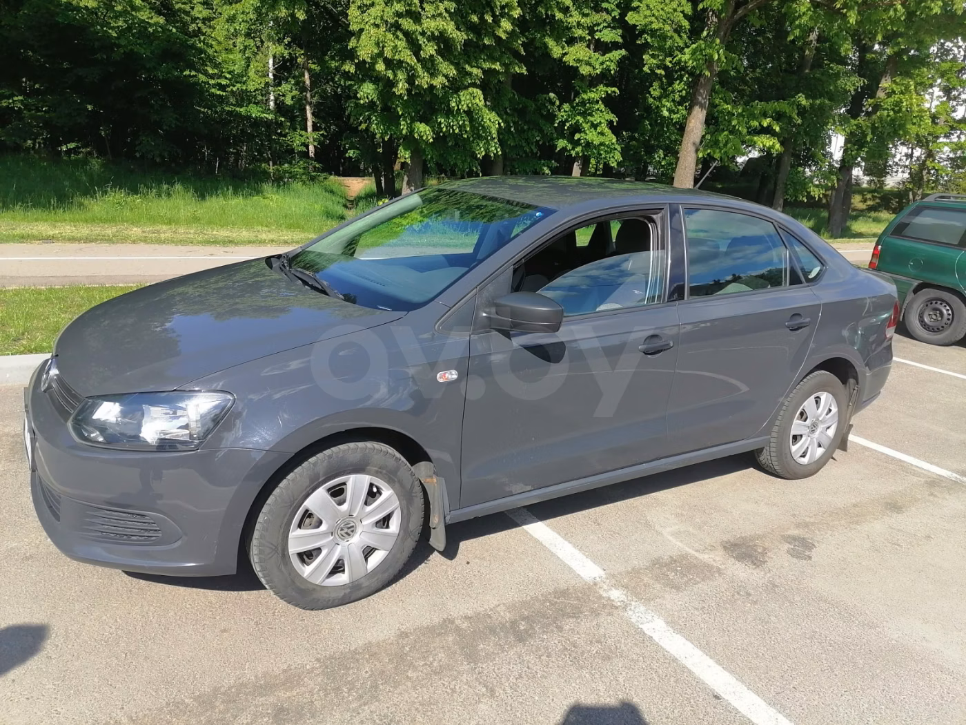 Volkswagen Polo Sedan фото 8