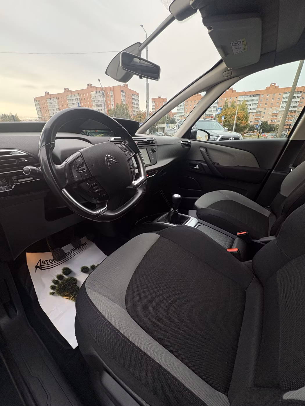 Citroen C4 Grand Picasso фото 9