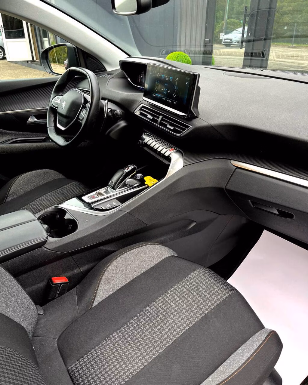 Peugeot 3008 фото 11
