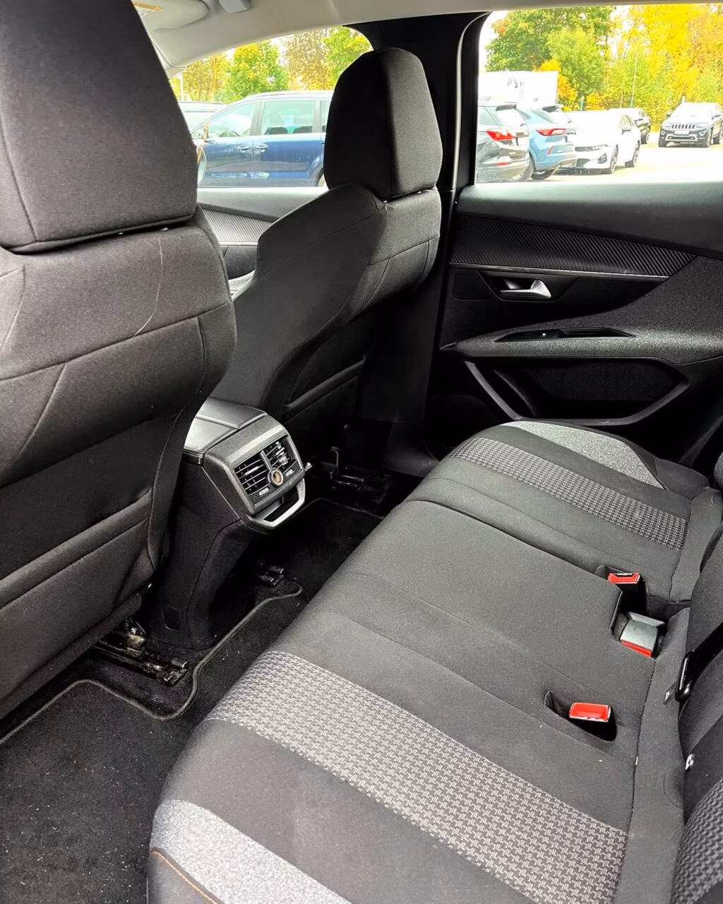 Peugeot 3008 фото 12