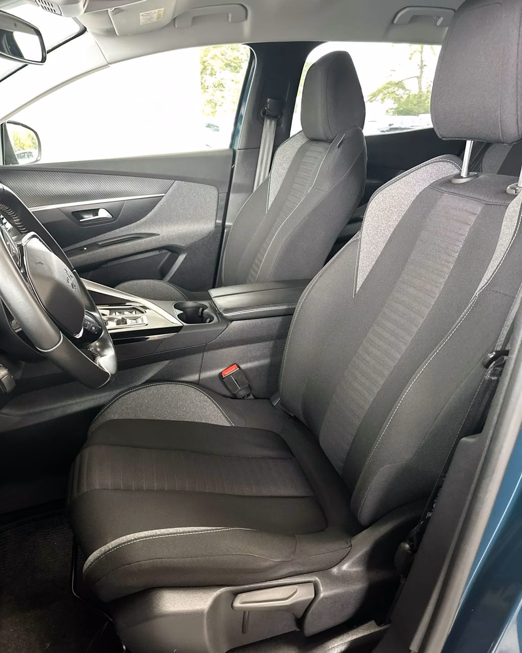 Peugeot 3008 фото 10