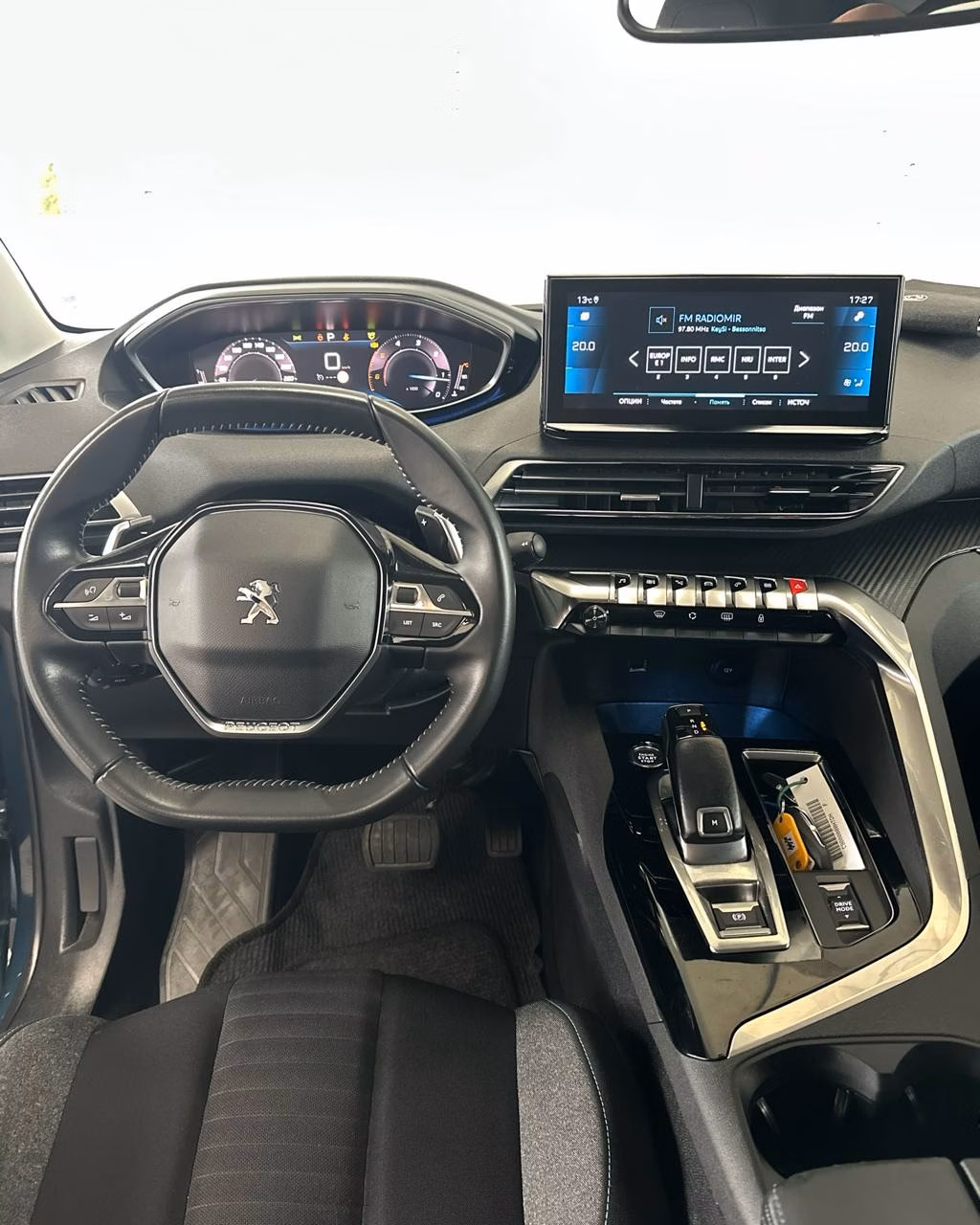 Peugeot 3008 фото 12