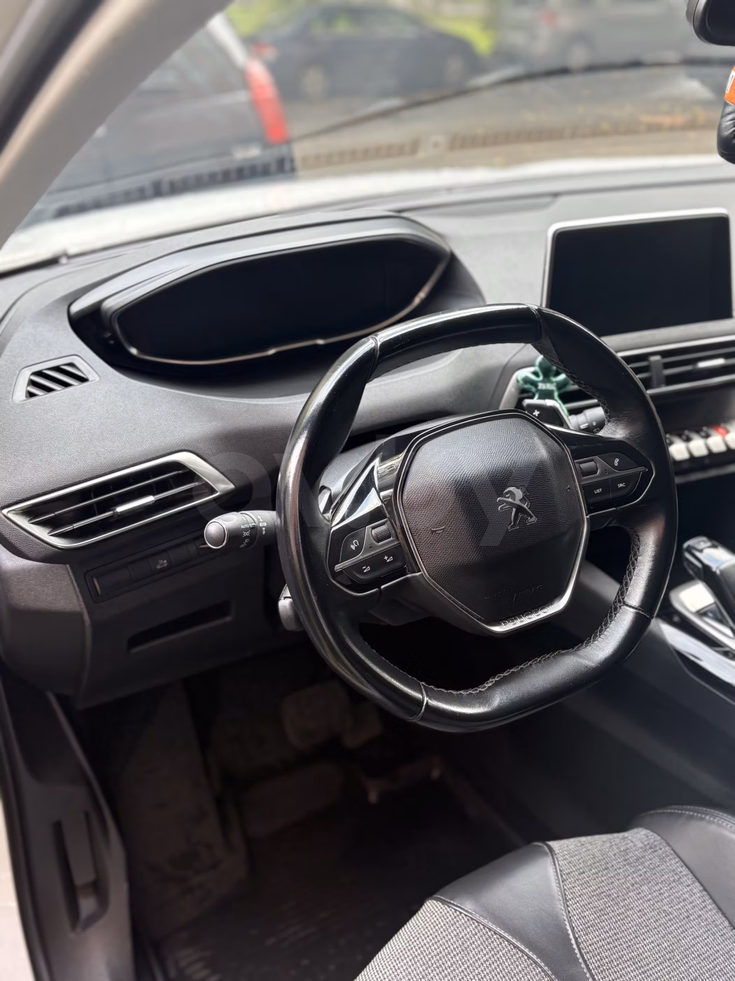 Peugeot 3008 фото 8