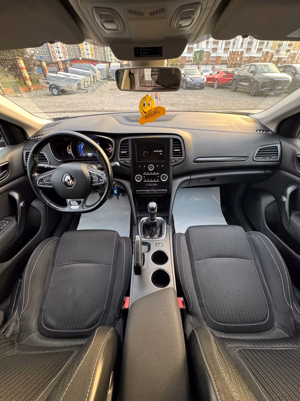 Renault Megane фото 9