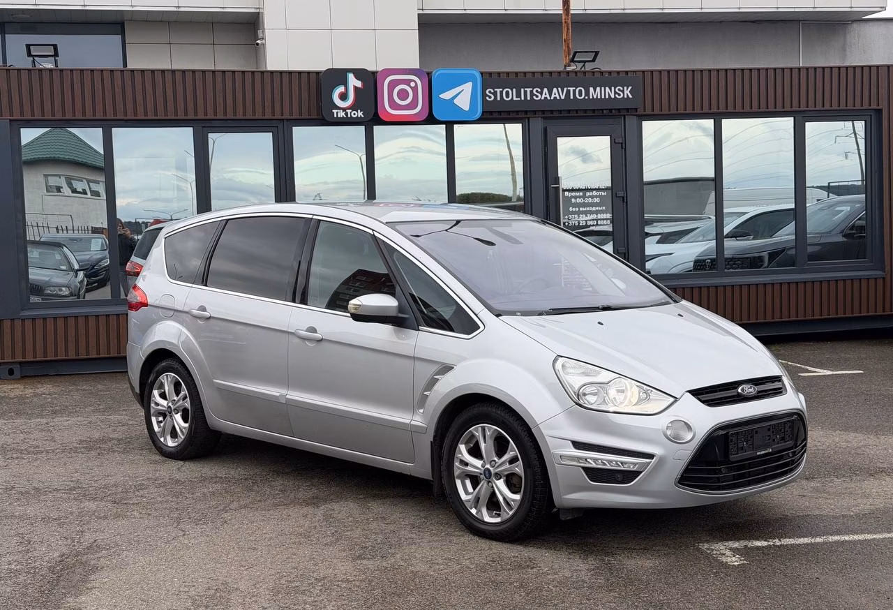 Ford S-MAX фото 4