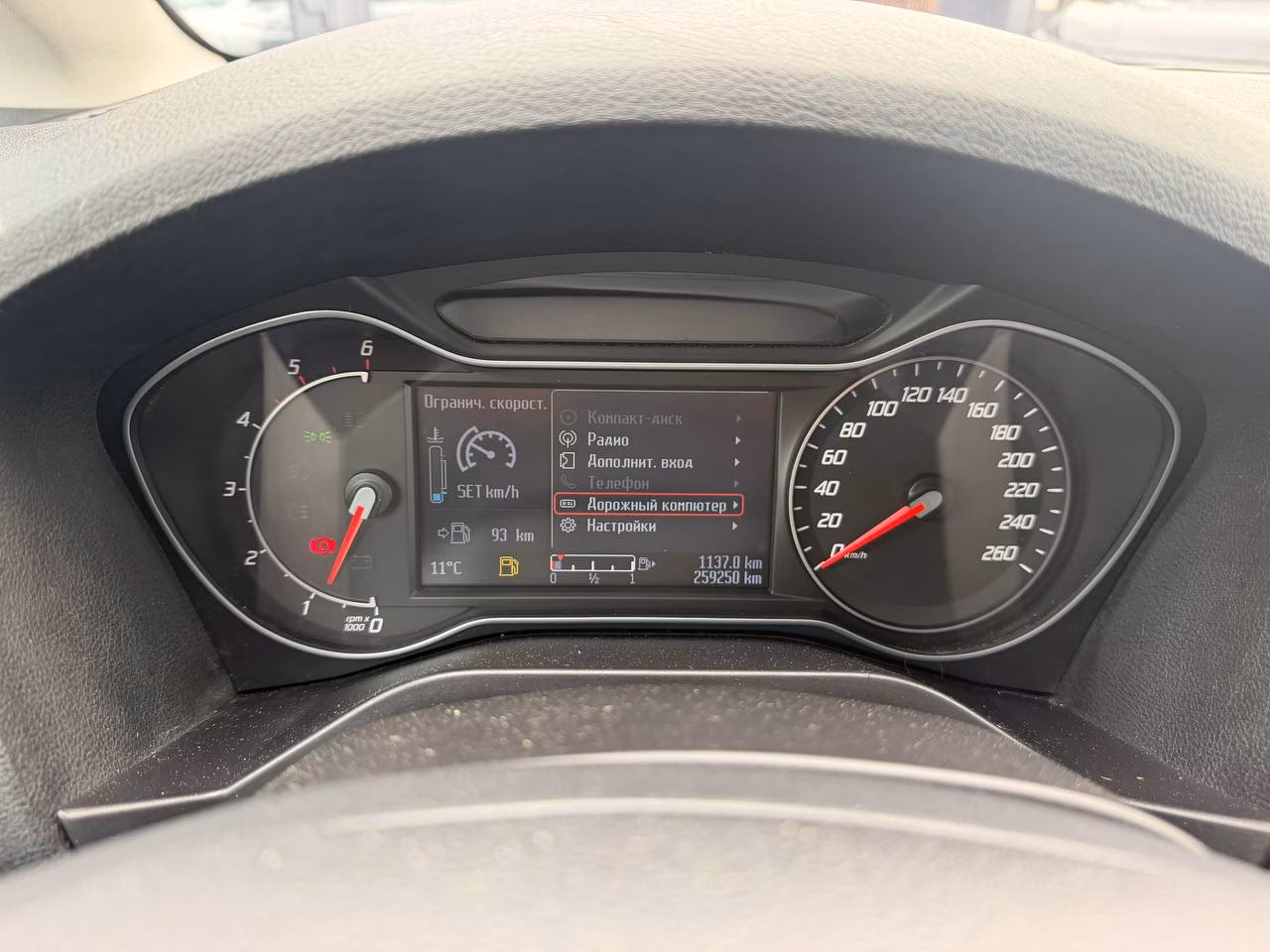 Ford S-MAX фото 11