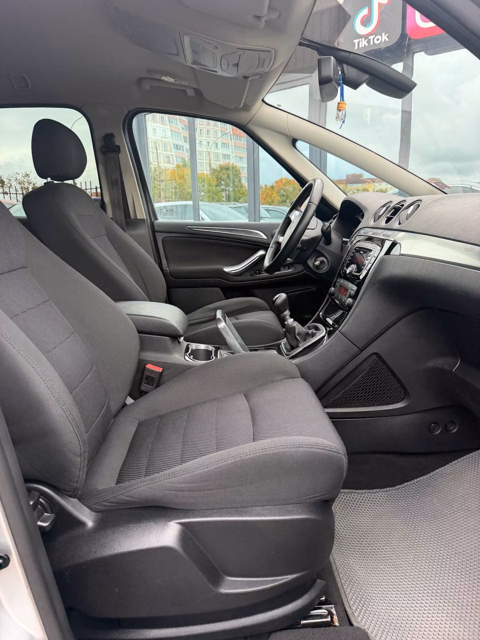 Ford S-MAX фото 13