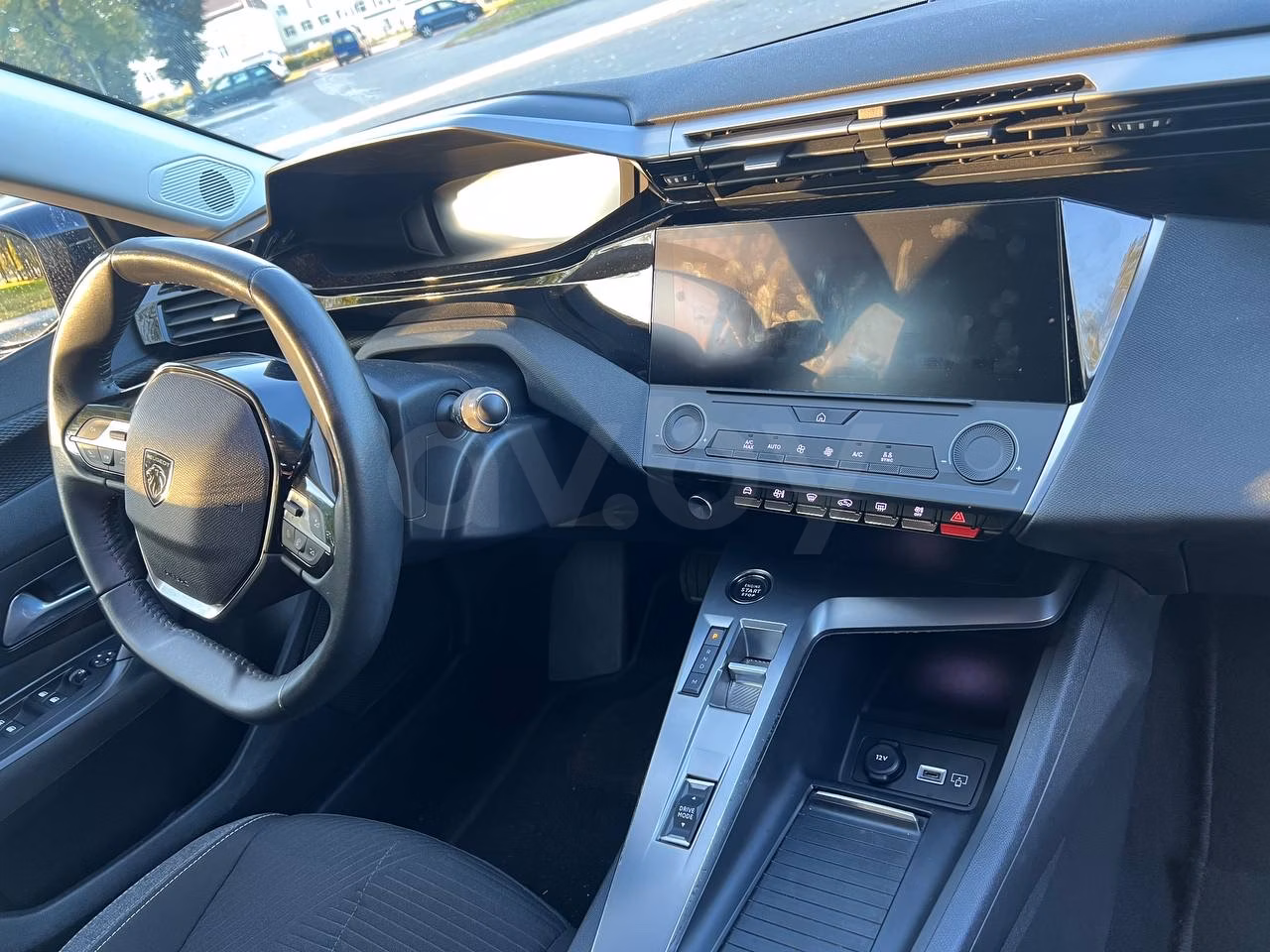Peugeot 308 фото 9
