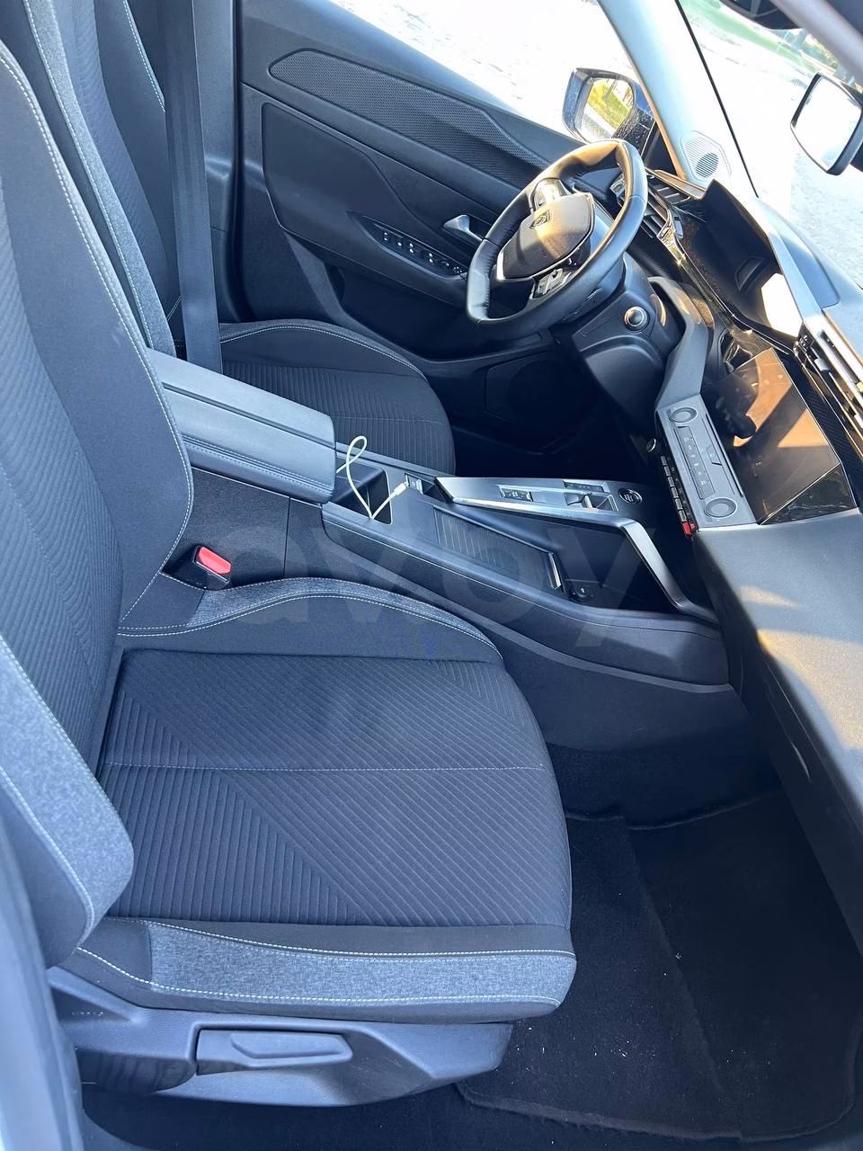 Peugeot 308 фото 10