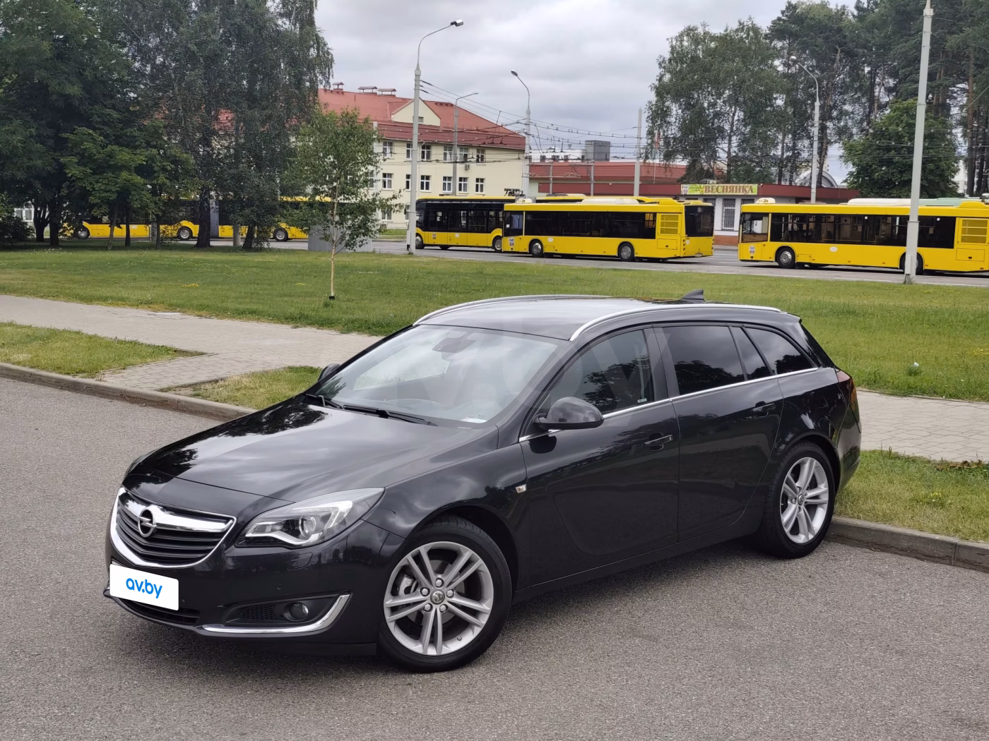 Opel Insignia фото 7