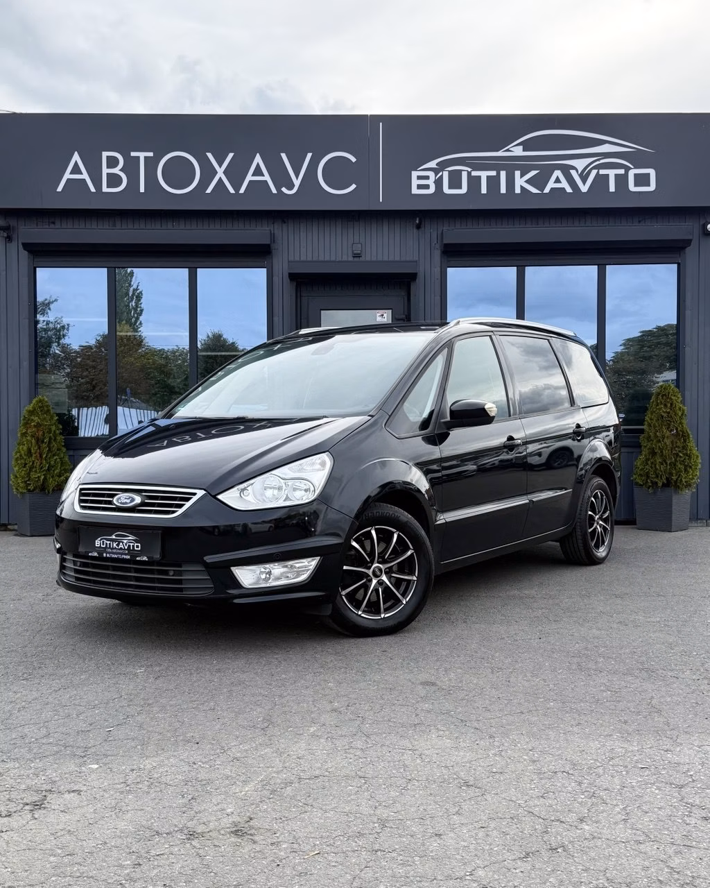 Ford Galaxy фото 3