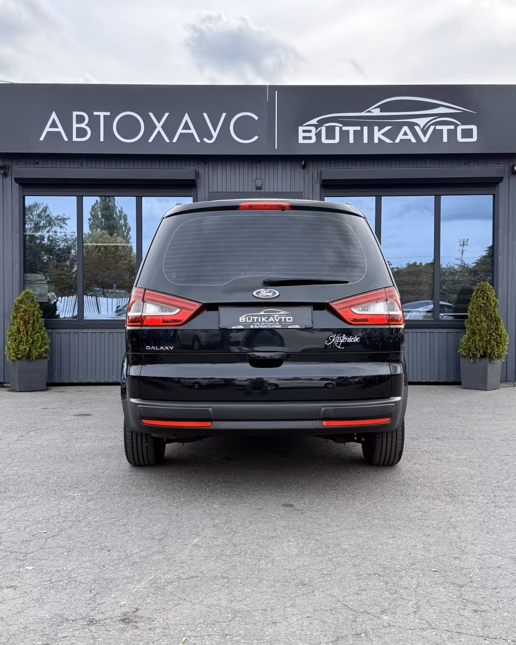 Ford Galaxy фото 6