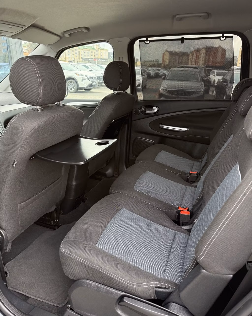 Ford Galaxy фото 14
