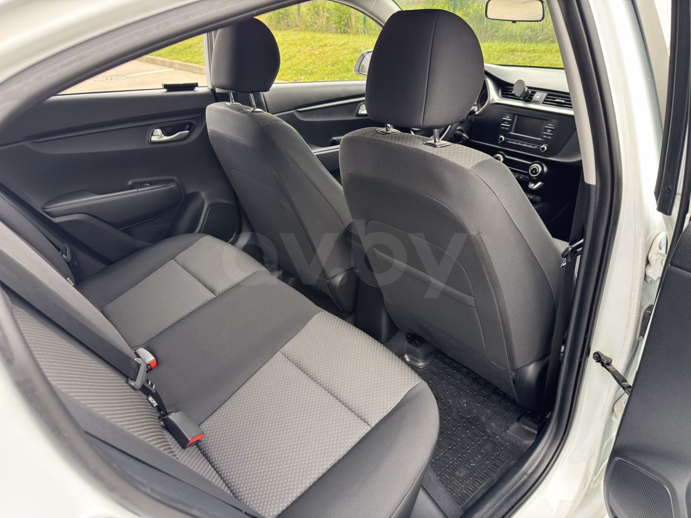 Kia Rio фото 8