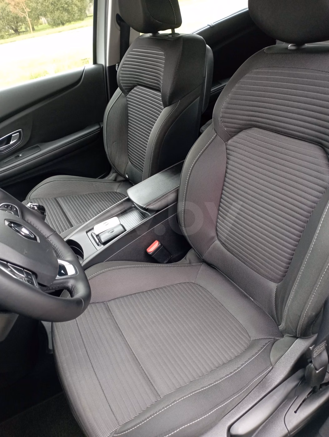 Renault Scenic фото 10