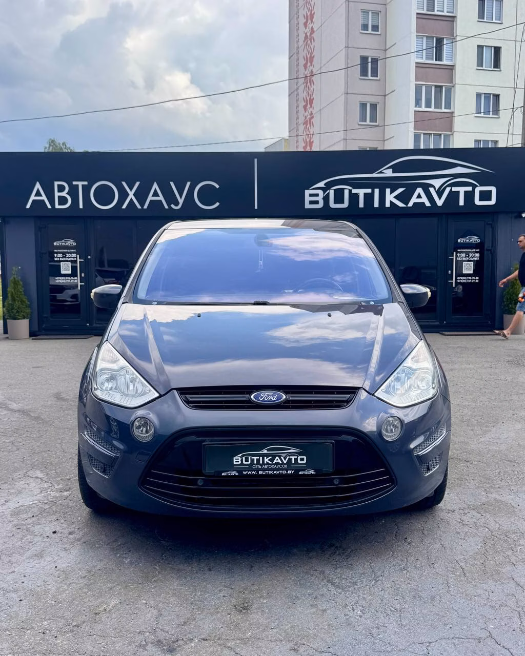 Ford S-MAX фото 2