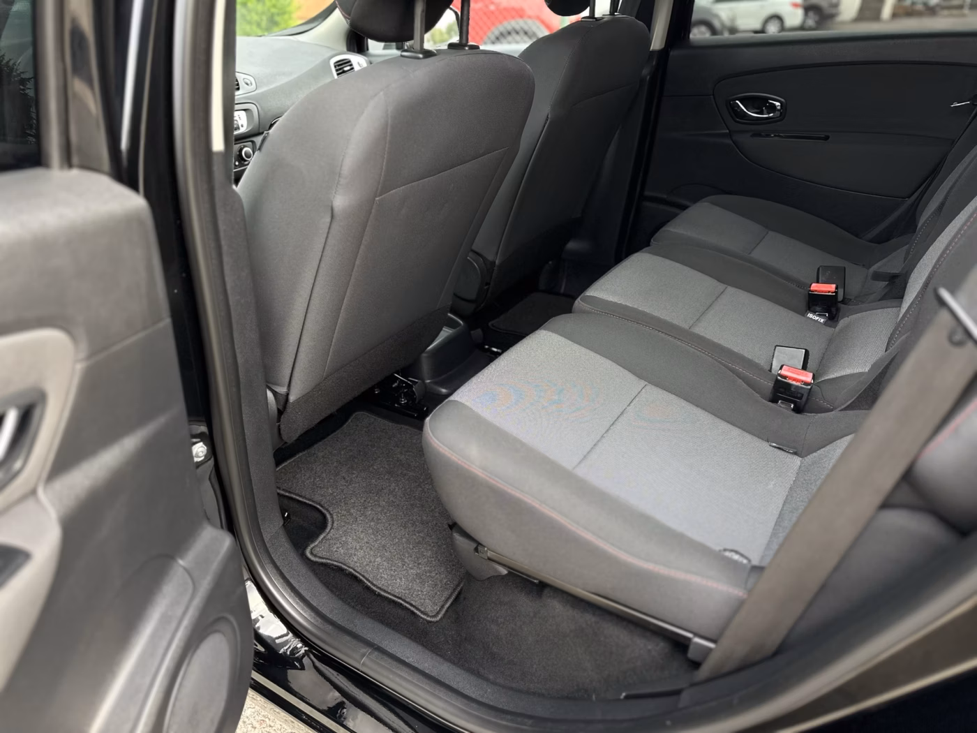 Renault Scenic фото 11