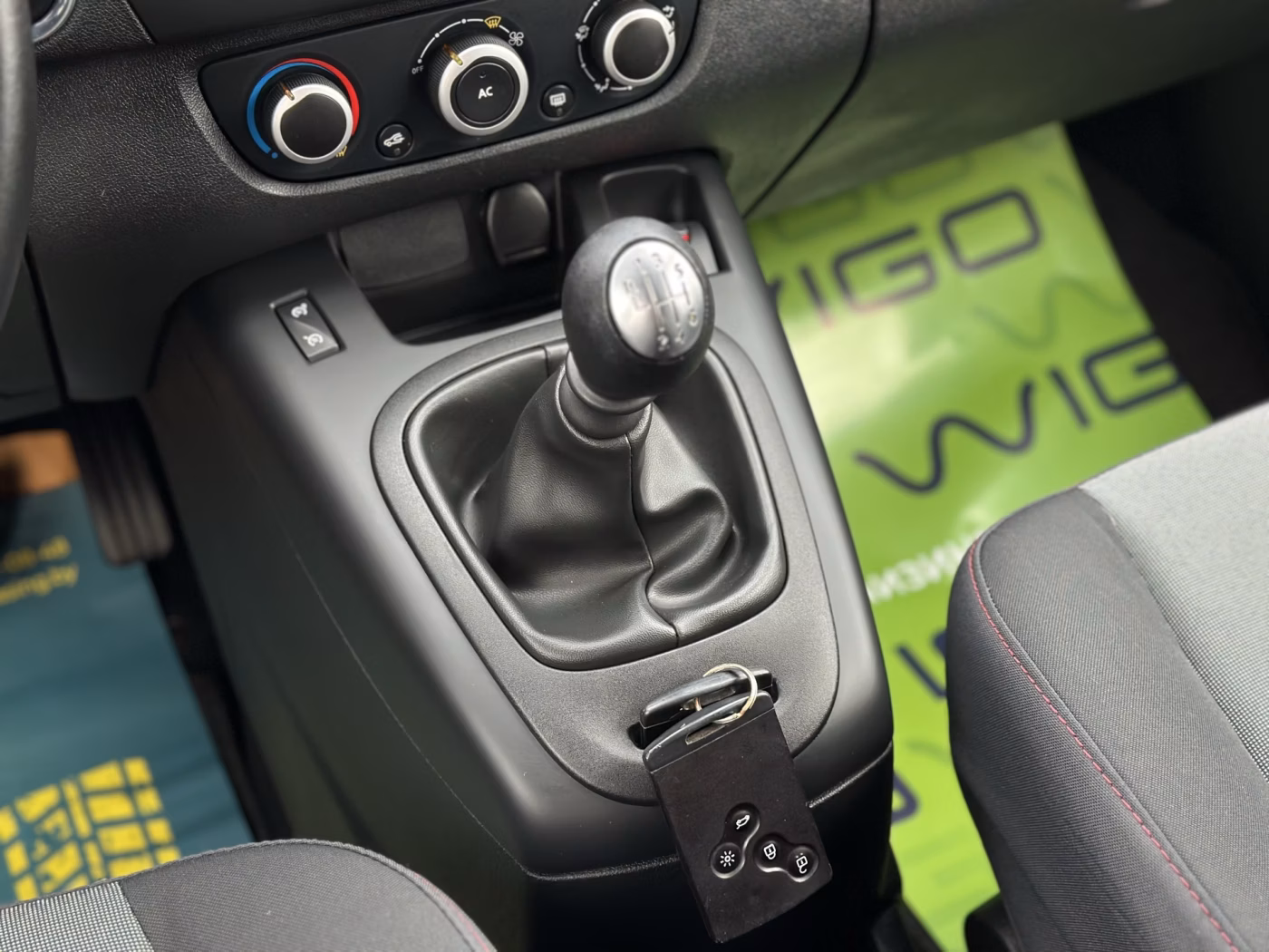 Renault Scenic фото 18