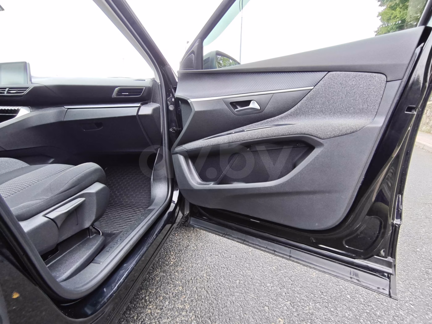 Peugeot 5008 фото 14