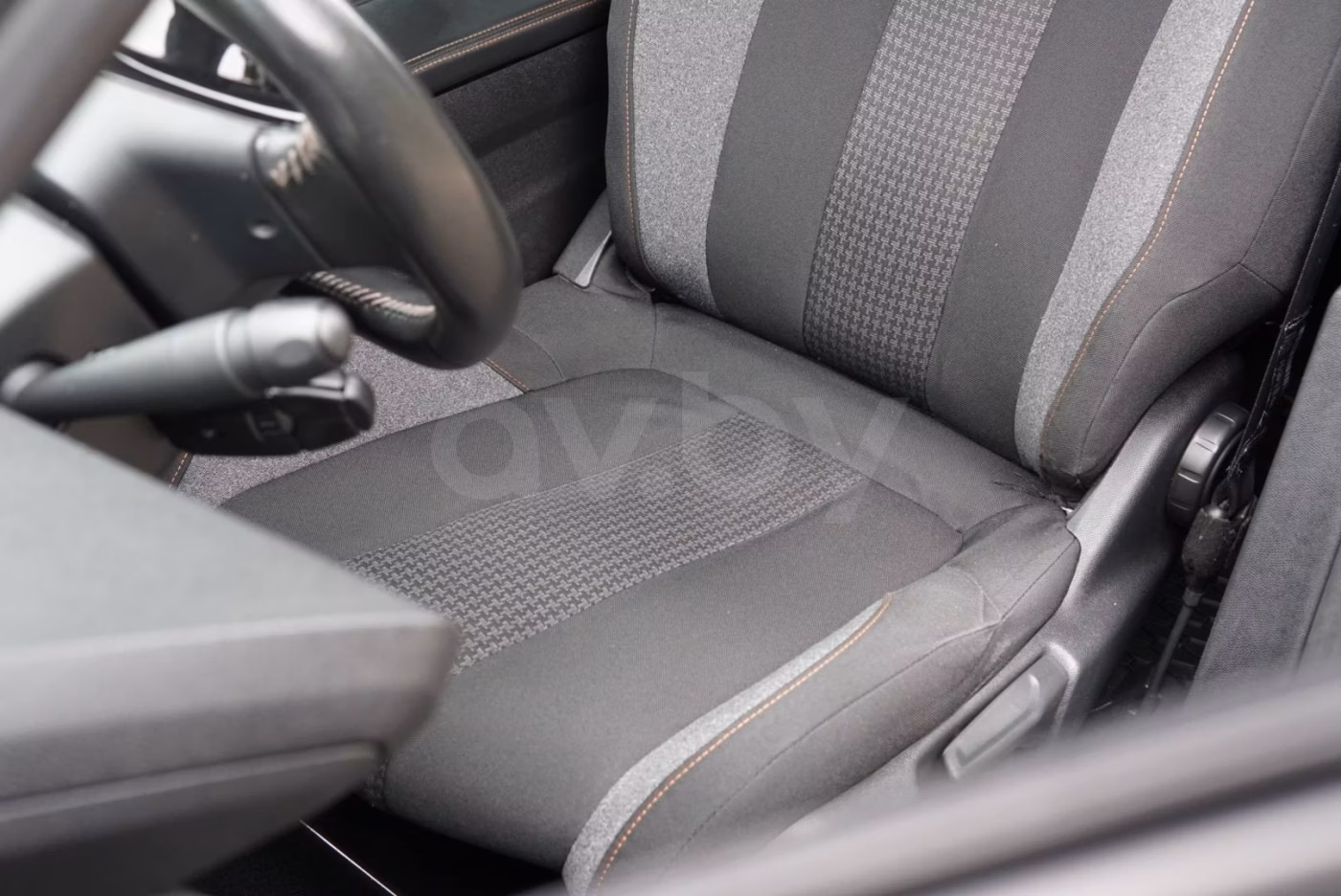Peugeot 5008 фото 20