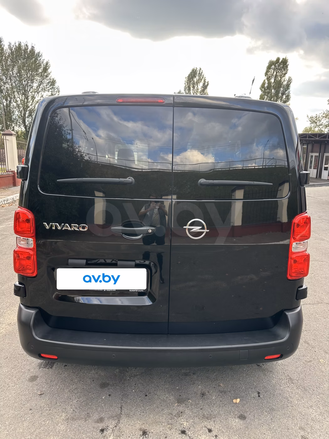 Opel Vivaro фото 16