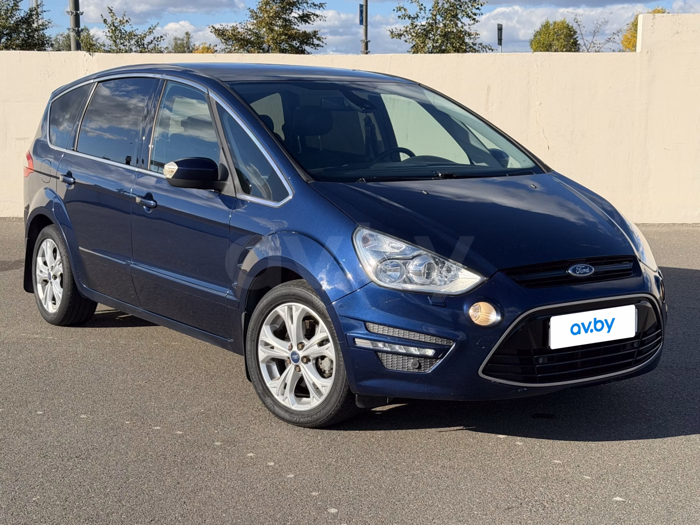 Ford S-MAX фото 2