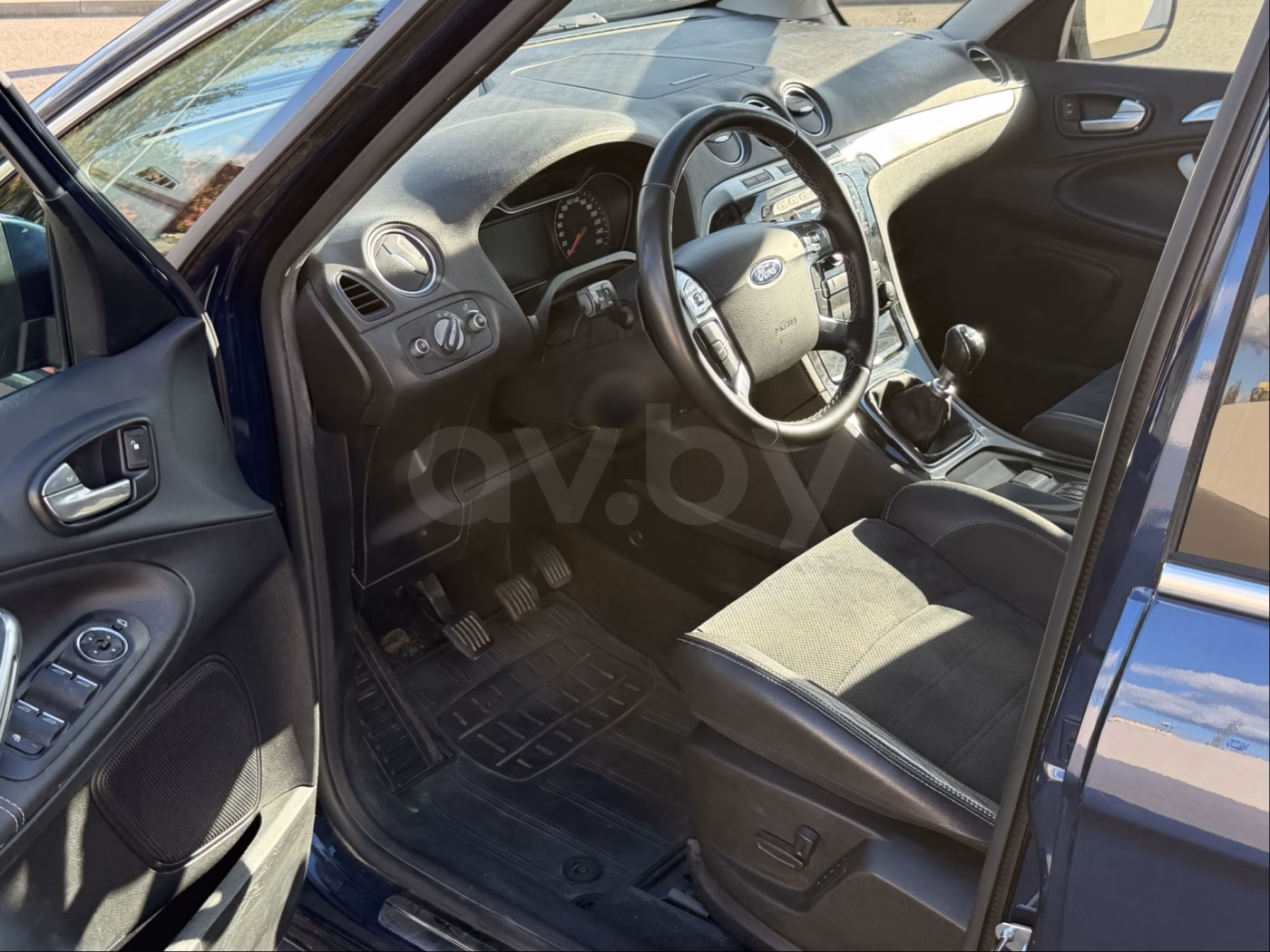 Ford S-MAX фото 13
