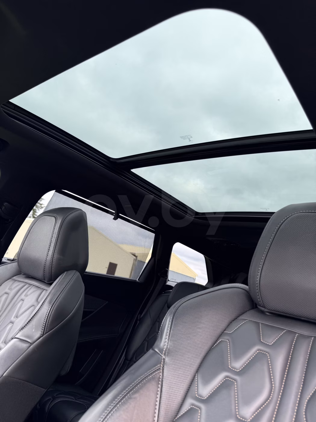 Peugeot 5008 фото 15