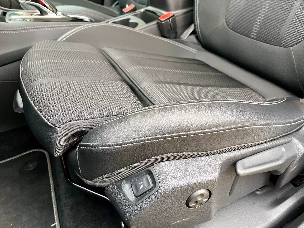 Opel Grandland X фото 20